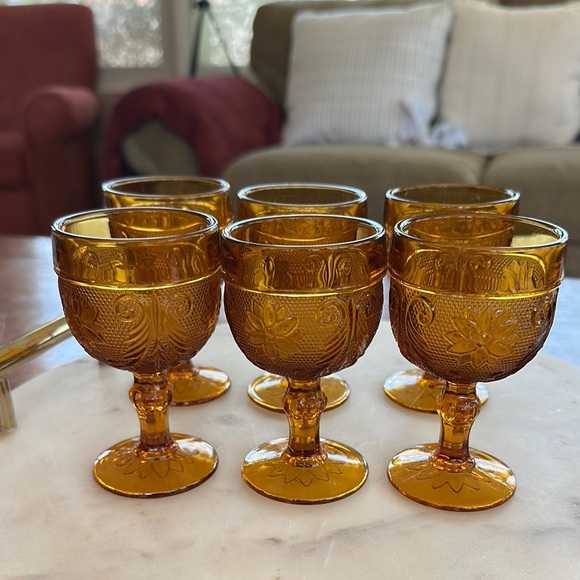 Vintage Amber glass Goblet Set of 6 - Picture 11 of 11